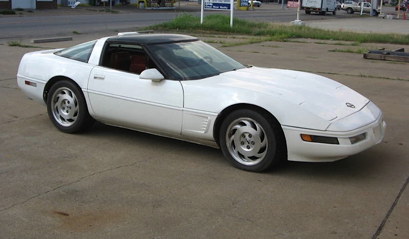 White 1987 GM Chevrolet Corvette 