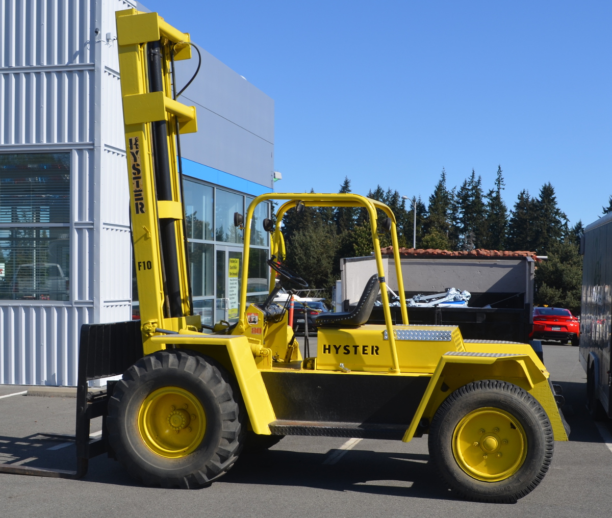 Yellow 1990 Hyster  Forklift